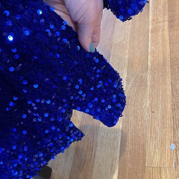 Brand new! Never worn!!Stunning Blue Sequin Dress - Picture 4 of 5